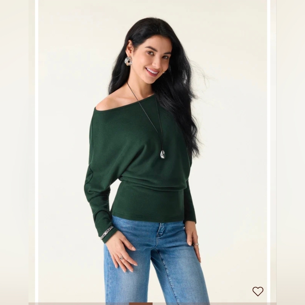 NWT MaxWarm Boatneck Top with Asymmetrical Hem Deep GREEN